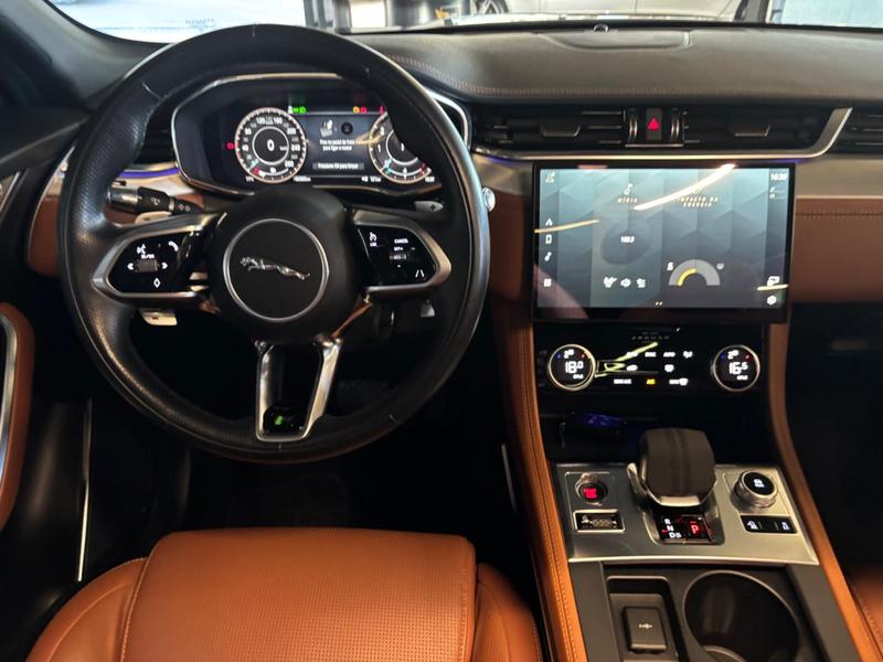Jaguar F Pace 3.0 R Dynamic Se Awd 340cv Automático - foto 18
