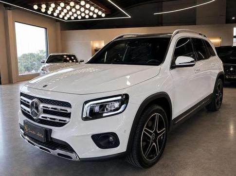 MERCEDES-BENZ GLB 200 LAUNCH EDITION