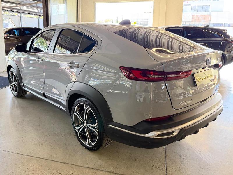 Fiat Fastback Impetus Turbo 200 Flex At 4P - foto 10