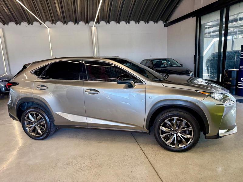 Lexus Nx 200t 2.0 F Sport 4X4 16V Turbo - foto 3