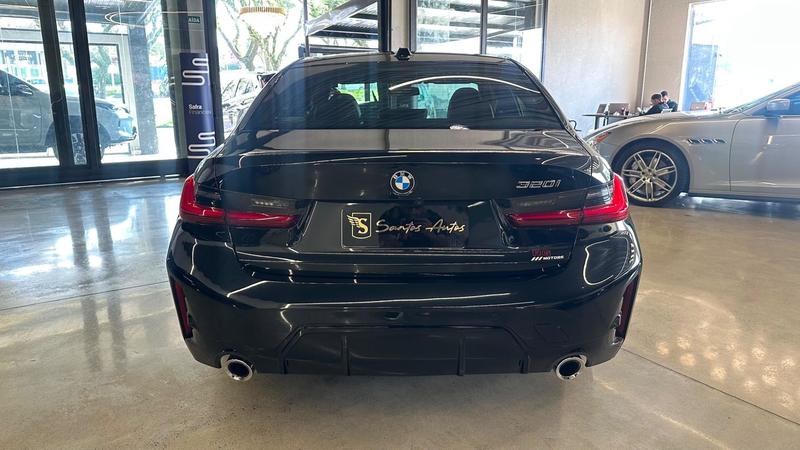 BMW 320i 2.0 16V Turbo M Sport - foto 17