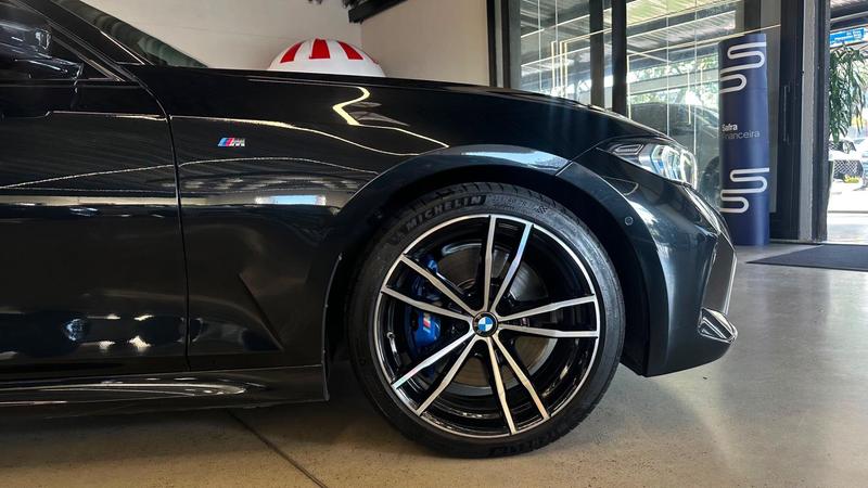 BMW 320i 2.0 16V Turbo M Sport - foto 6