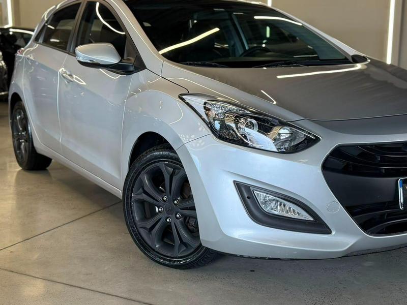 Hyundai i30 1.8 - foto 4