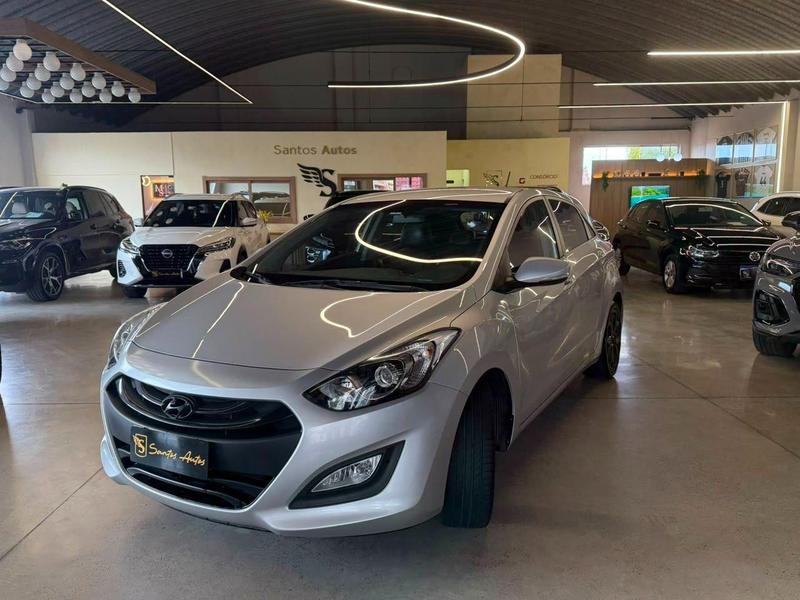 Hyundai i30 1.8 - foto 14