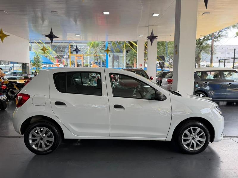 Renault Sandero Auth 1.0 - foto 8
