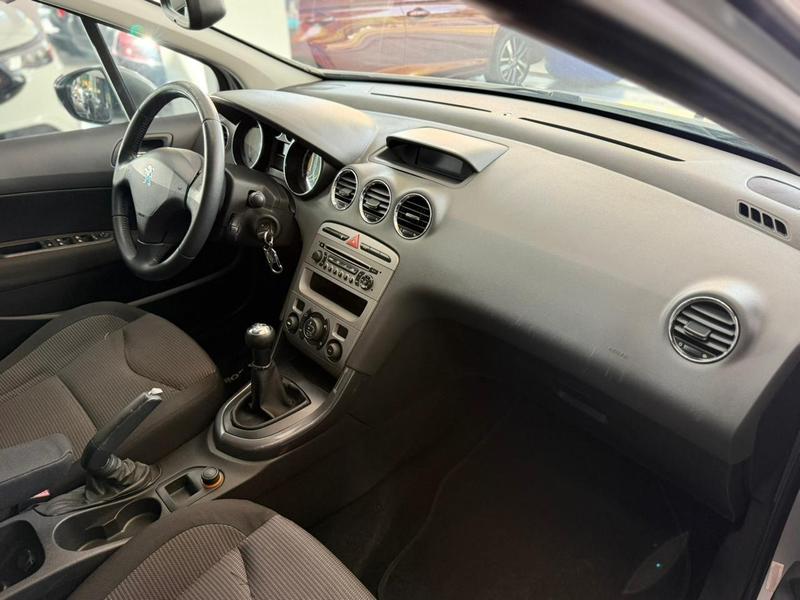 Peugeot 308 Allure - foto 7
