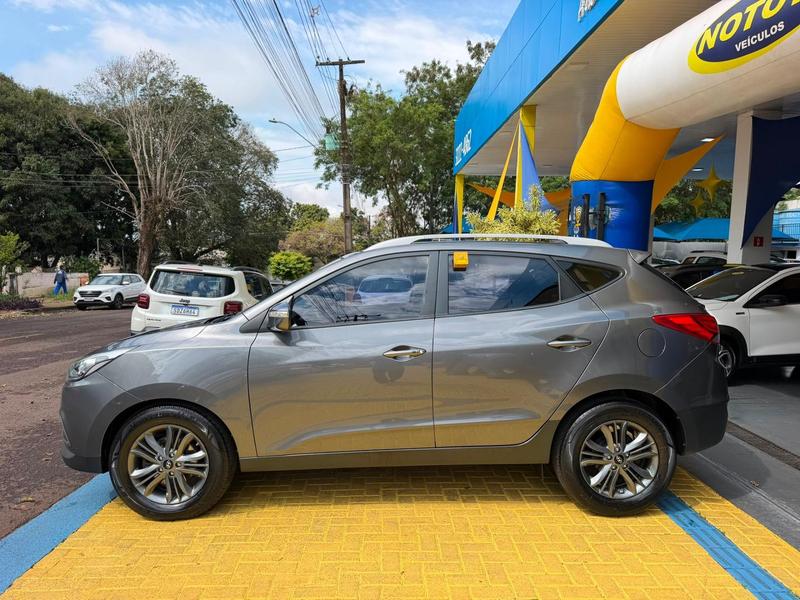 Hyundai ix35 Gl - foto 4