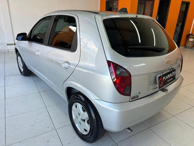 Chevrolet Celta 1.0 LT - foto 6