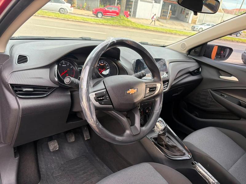 Chevrolet Onix 10mt Hb - foto 12