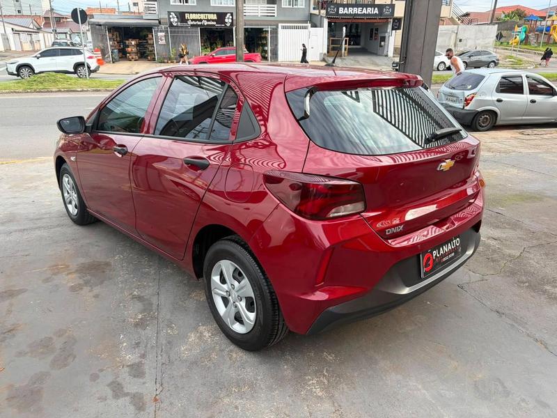 Chevrolet Onix 10mt Hb - foto 6