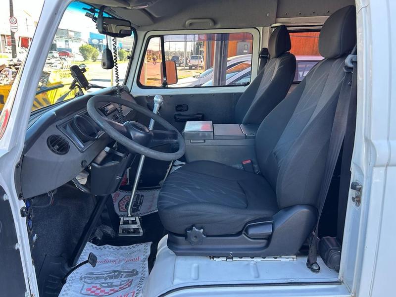 Volkswagen Kombi - foto 13