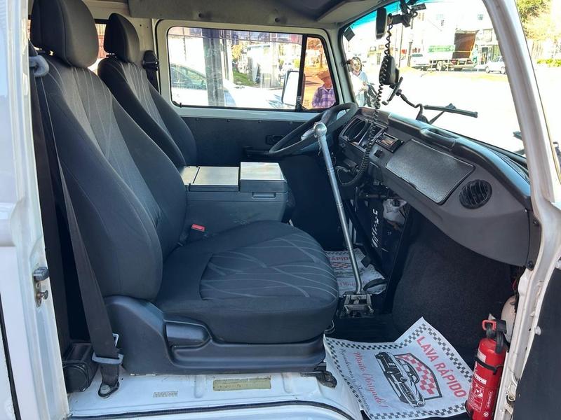 Volkswagen Kombi - foto 9