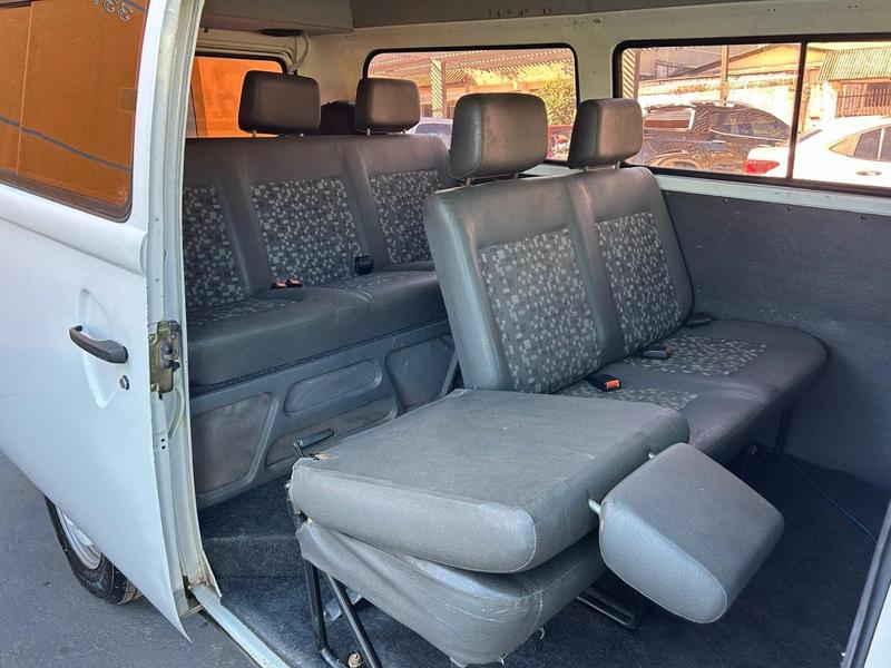 Volkswagen Kombi - foto 8