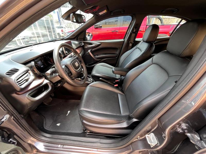 Fiat Cronos Drive 1.3 8V Flex Aut. - foto 14