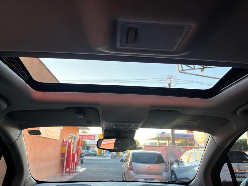 Chevrolet Tracker Premier - foto 14