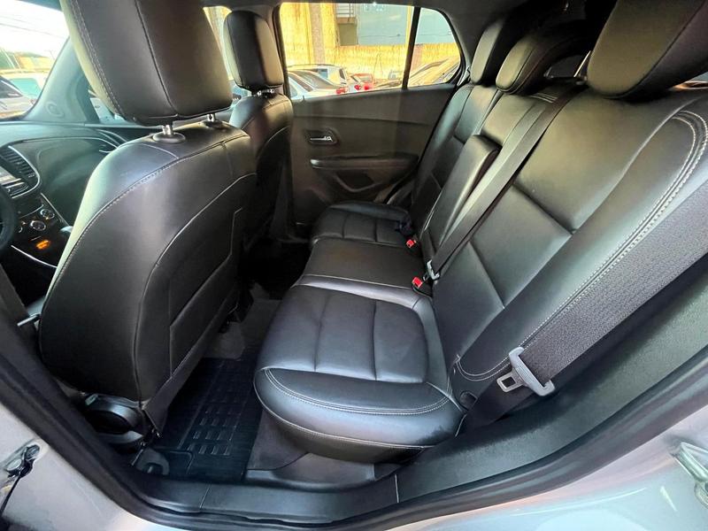 Chevrolet Tracker Premier - foto 13