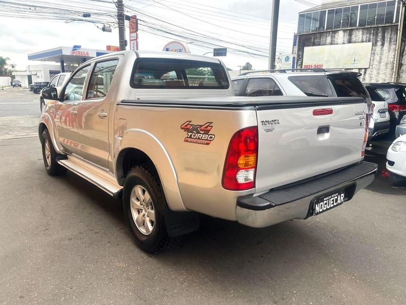 Toyota Hilux Cd4x4 Srv - foto 4