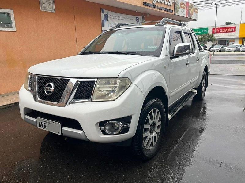 NISSAN FRONTIER SL 4X4