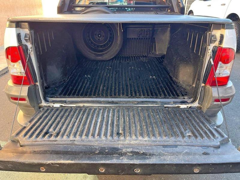 Fiat Strada Advent Flex - foto 12