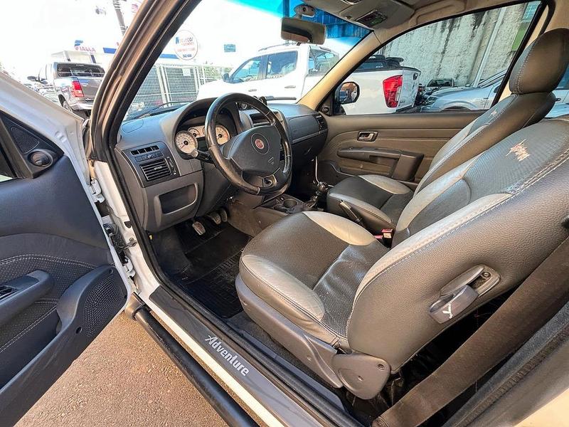 Fiat Strada Advent Flex - foto 9