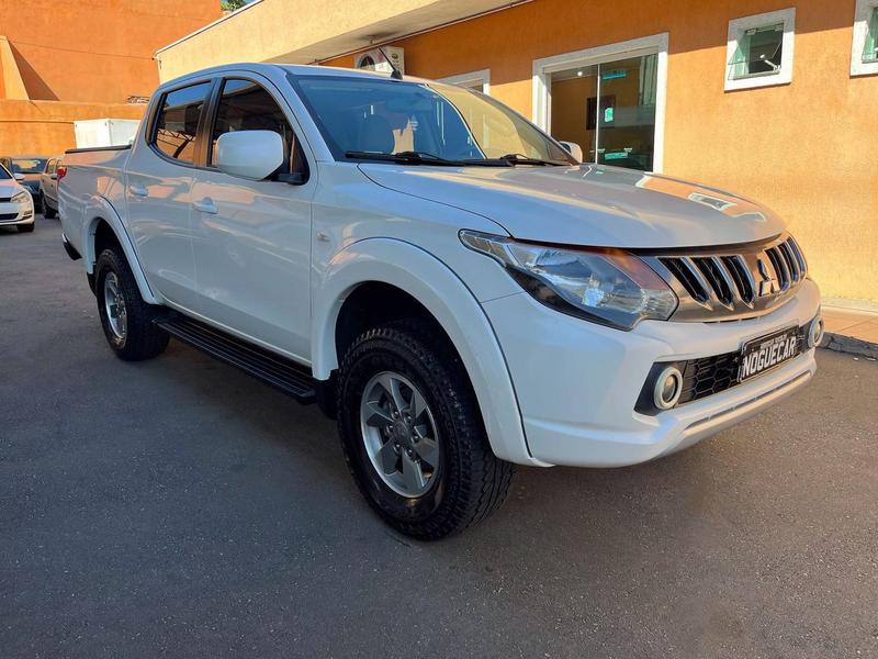 Mitsubishi Triton Sport Gls At - foto 3
