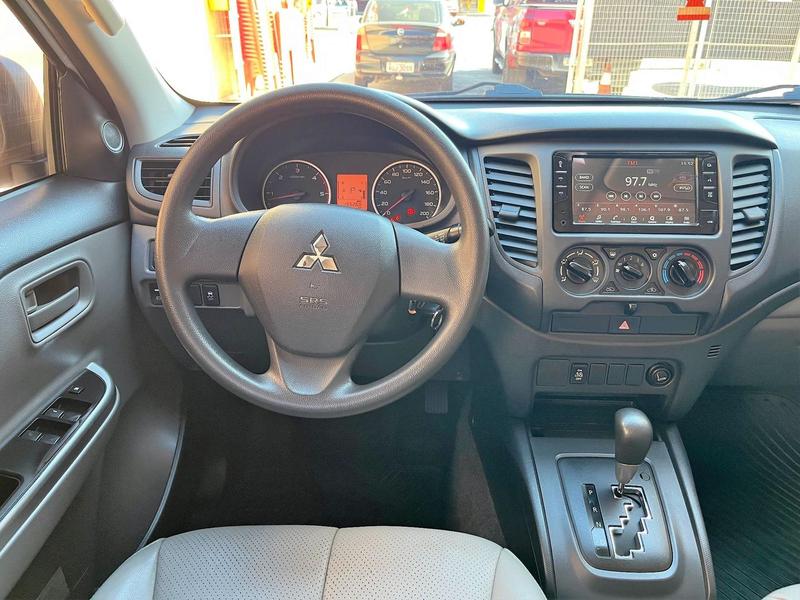 Mitsubishi Triton Sport Gls At - foto 7