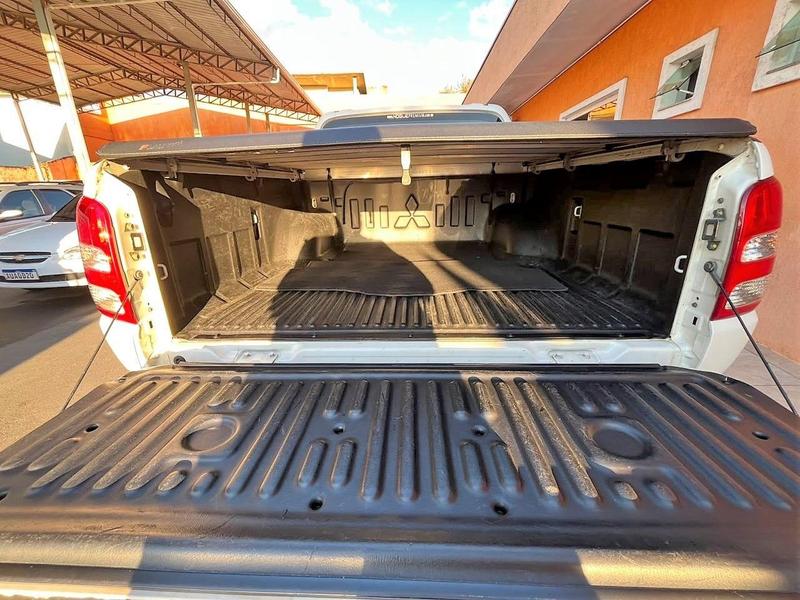 Mitsubishi Triton Sport Hpe S - foto 15
