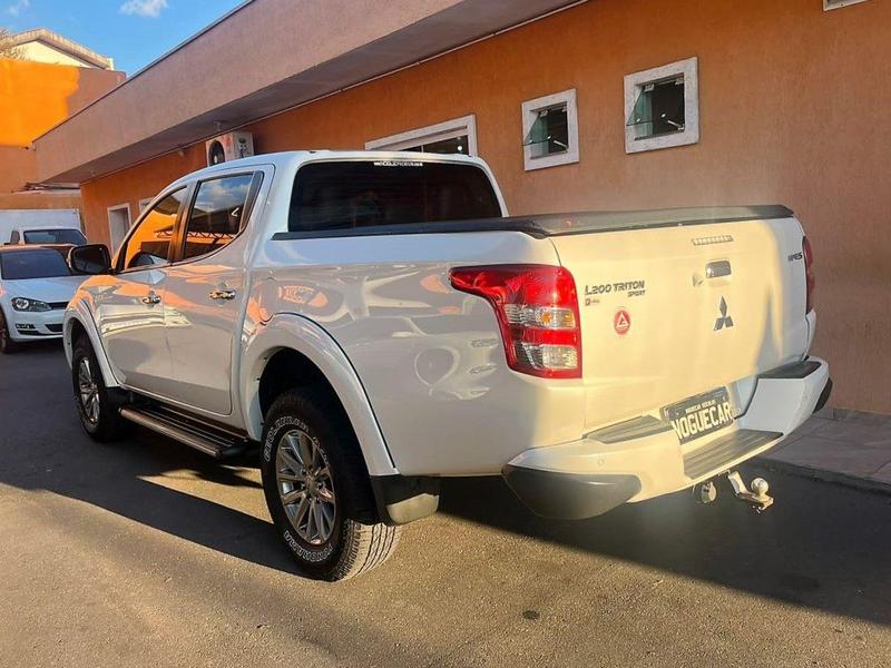 Mitsubishi Triton Sport Hpe S - foto 4