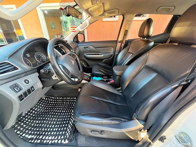 Mitsubishi Triton Sport Hpe S - foto 12