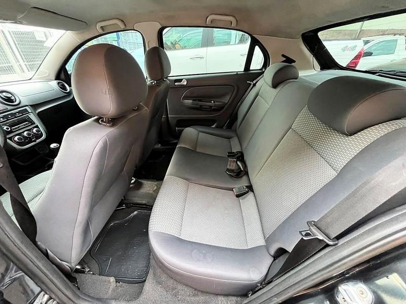 Volkswagen Gol 1.0 - foto 13