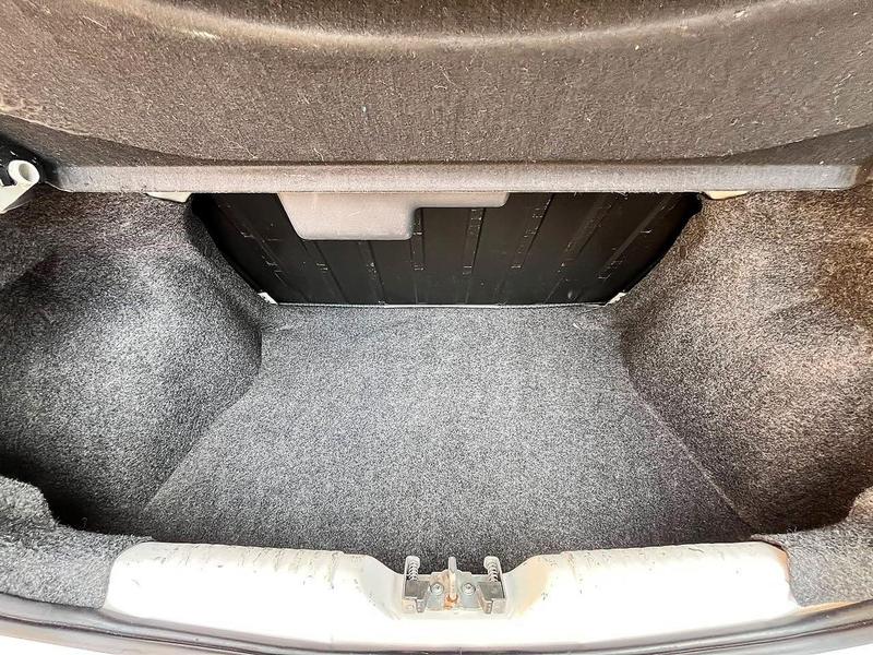 Volkswagen Gol 16l - foto 15