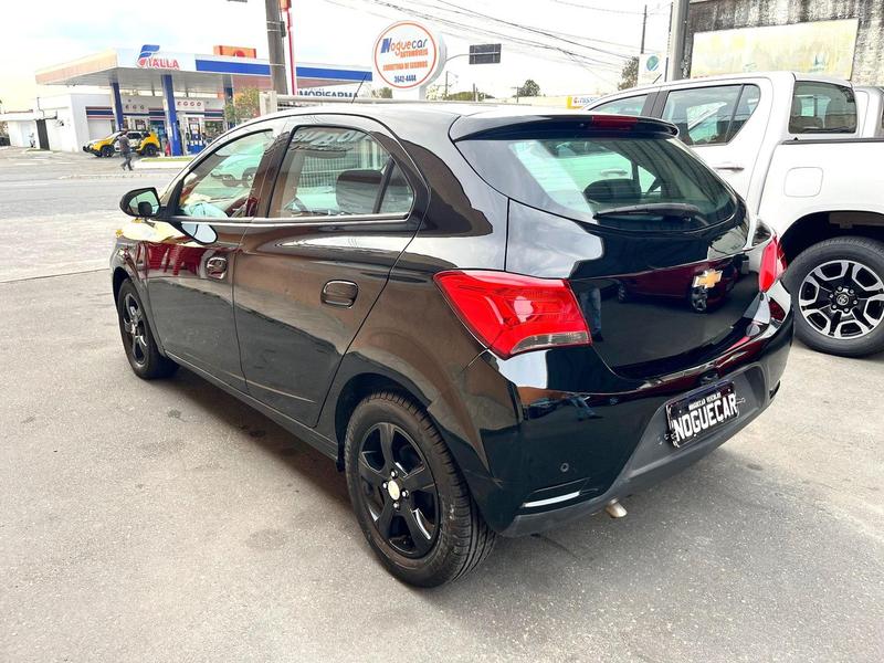Chevrolet Onix 14mt LT - foto 4