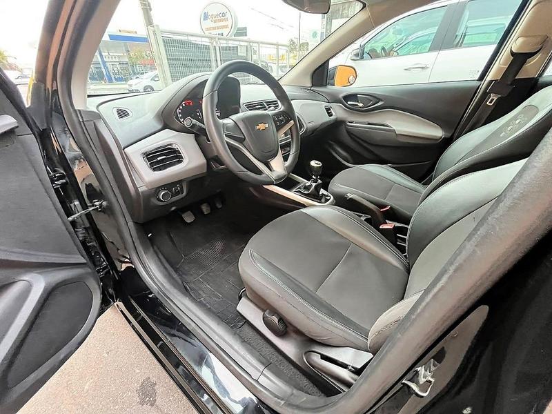 Chevrolet Onix 14mt LT - foto 11