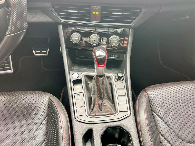 Volkswagen Jetta GLi - foto 9
