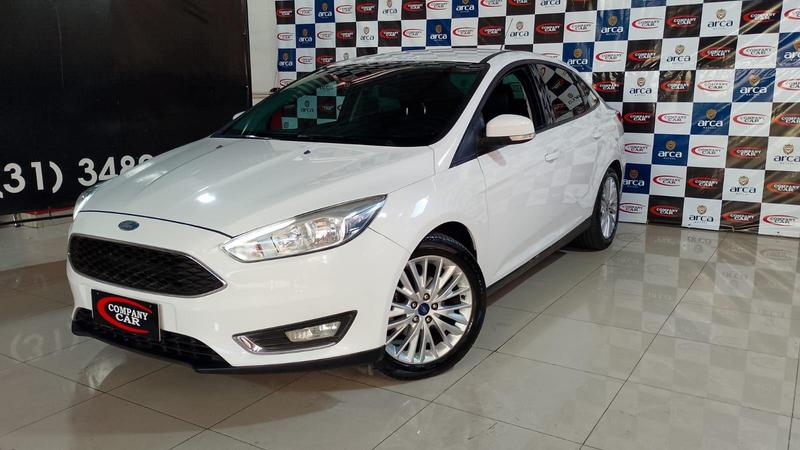 FORD FOCUS SEDAN SE PLUS AUTOMATICO FLEX