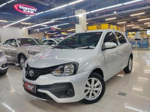 TOYOTA ETIOS HB XPLUS AT