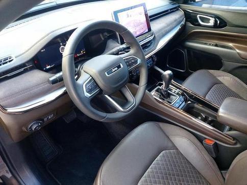 Jeep Commander Ovr - foto 11