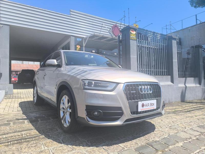 Audi Q3 2.0 TFSI - foto 2