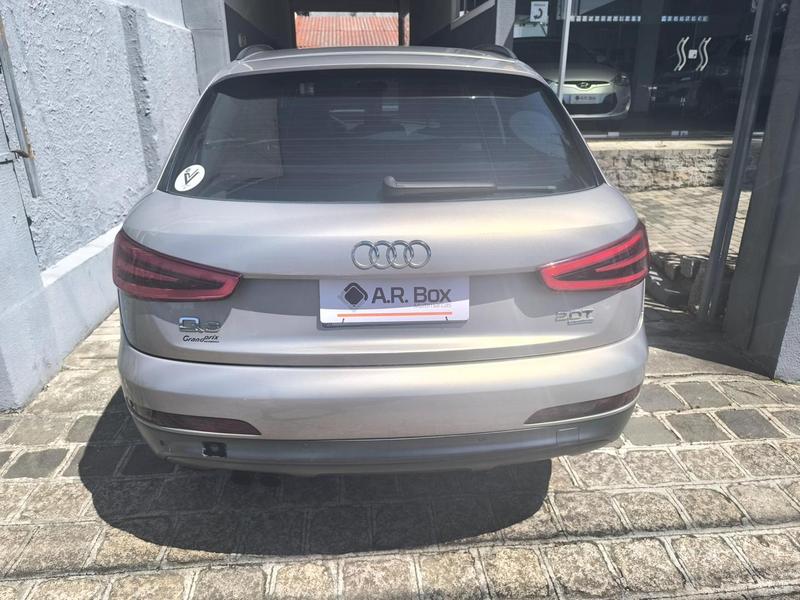 Audi Q3 2.0 TFSI - foto 5