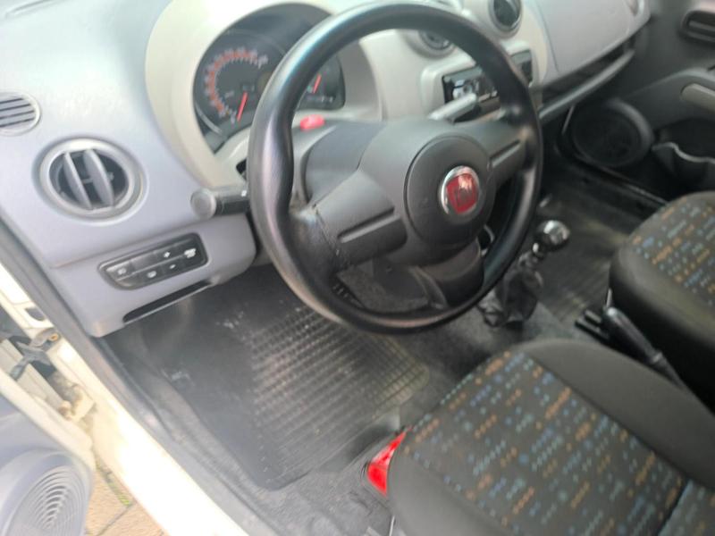 Fiat Uno Vivace 1.0 8V Flex 4P Mec. - foto 8