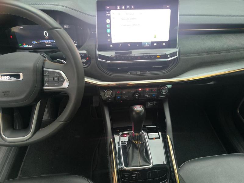 Jeep Commander Lim T270 - foto 14