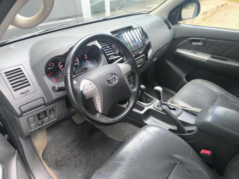 Toyota Hilux Cd4x4 Srv - foto 7
