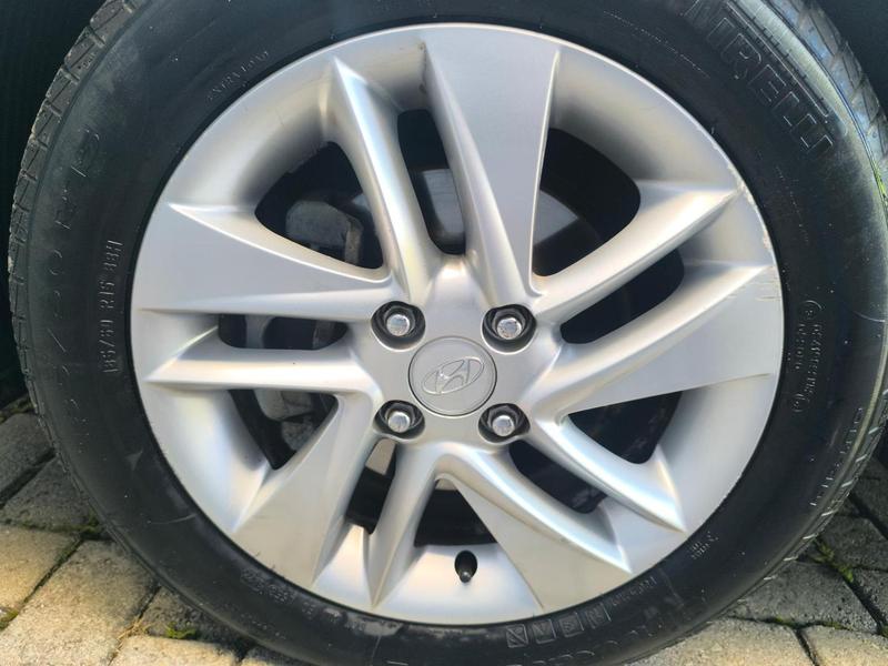 Hyundai HB20S Premium 1.6 Flex 16V Aut. 4P - foto 18