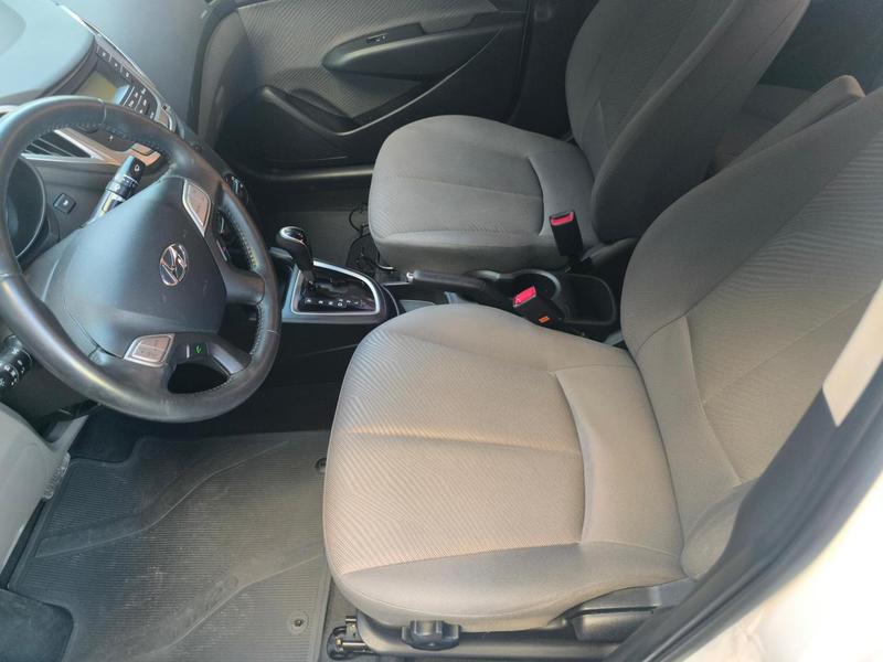 Hyundai HB20S Premium 1.6 Flex 16V Aut. 4P - foto 10
