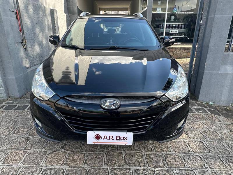 Hyundai ix35 2.0 - foto 4