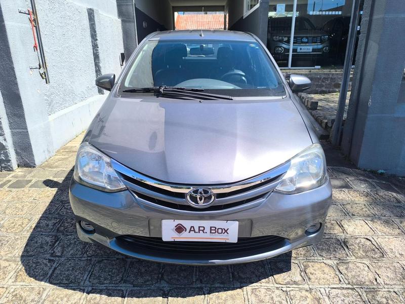 Toyota Etios Hb Xs 1.5 - foto 3