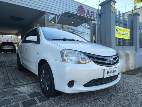 TOYOTA ETIOS SD XS