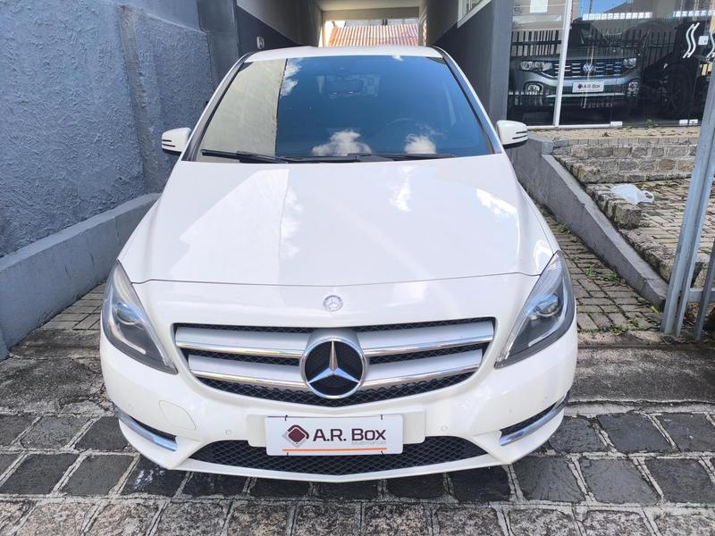 Mercedes-Benz B200CGI - foto 3
