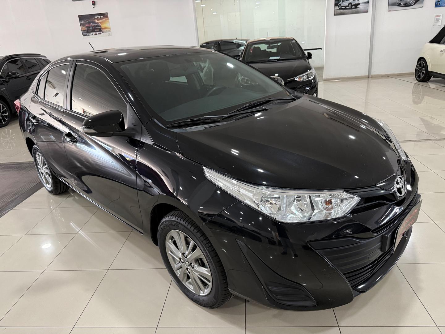 TOYOTA YARIS SA PLSCNT