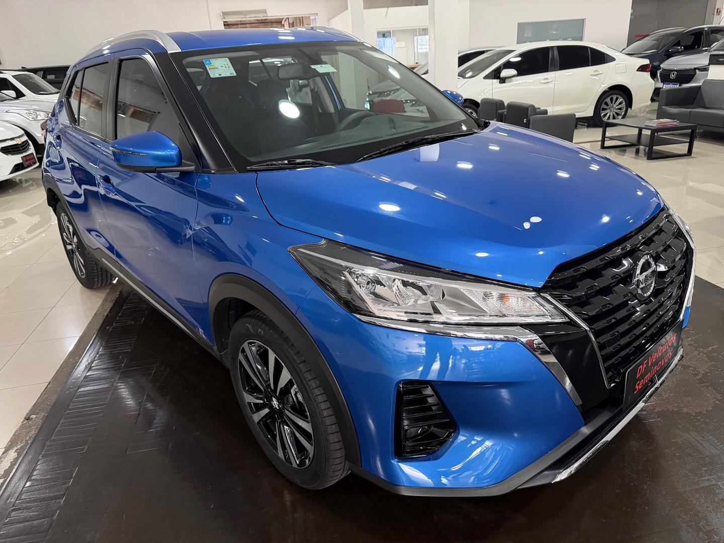 NISSAN KICKS ADVANCE CVT